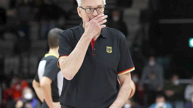 Feiert seinen ersten Sieg als deutscher Nationaltrainer: Gordon Herbert. Foto: Daniel Karmann/dpa/Archivbild