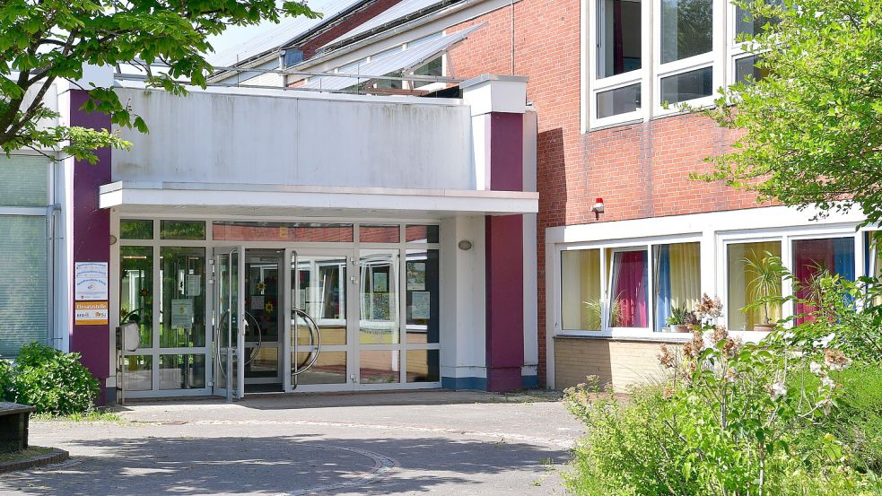 Auch wenn immer noch nicht klar ist, wie es mit der Grundschule Jennelt weitergeht: Zwischenzeitlich wird auch baulich etwas für die Inklusion getan. Foto: Wagenaar