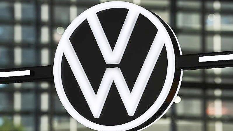 Die Agenda für die wohl letzte Sitzung des VW-Aufsichtsrats in diesem Jahr ist randvoll. Foto: Swen Pförtner/dpa