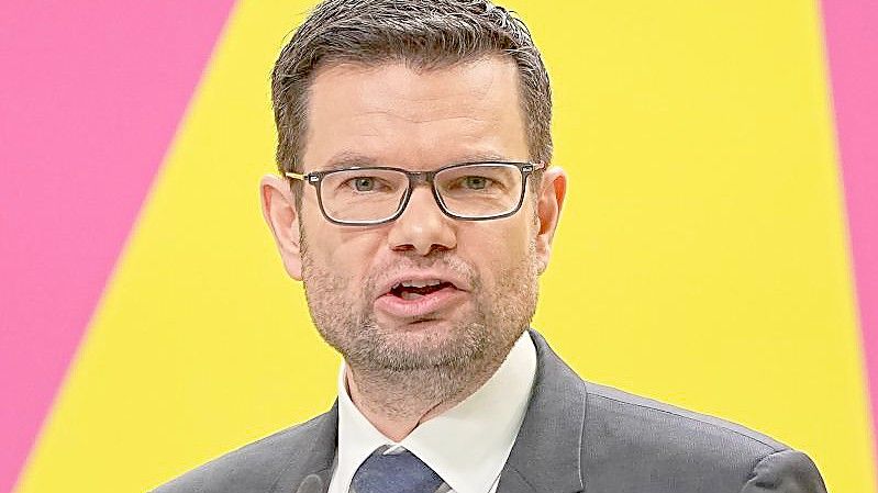 Justizminister Marco Buschmann: „Unser Rechtsstaat muss entschlossen gegen die Täter vorgehen“. Foto: Michael Kappeler/dpa