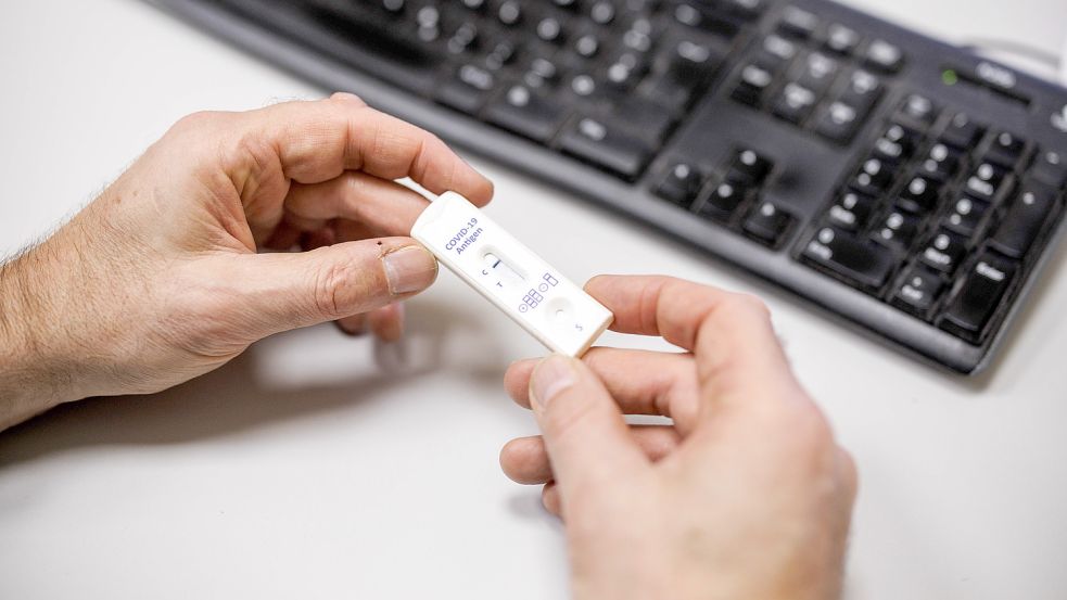 Ob der Test durchgeführt wurde oder nicht, wird bei Dr. Ansay nicht geprüft. Symbolfoto: Balk/DPA