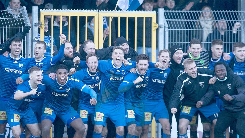 Kickers hatte nach dem Spiel gegen Bersenbrück Grund zum Jubeln. Foto: J. Doden