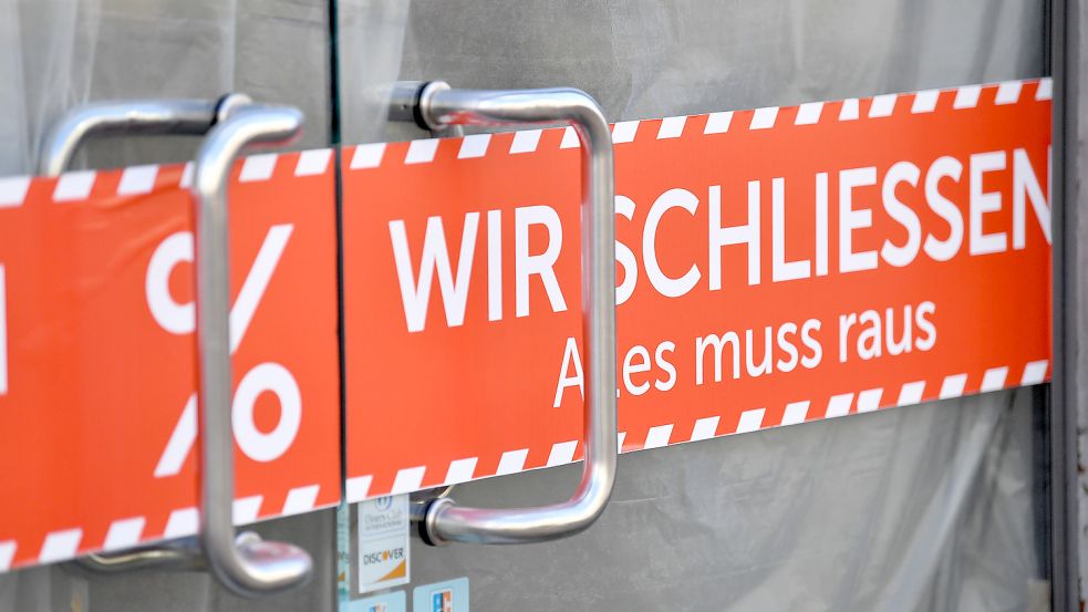 Die Zahlen sind historisch niedrig: Im zweiten Corona-Jahr mussten weniger Firmen Insolvenz als noch 2020. Foto: Martin Schutt