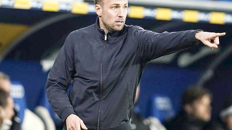 Hoffenheims Trainer überwintert mit seinem Team bei einem Sieg gegen Borussia Mönchengladbach auf einem Champions-League-Platz. Foto: Uwe Anspach/dpa