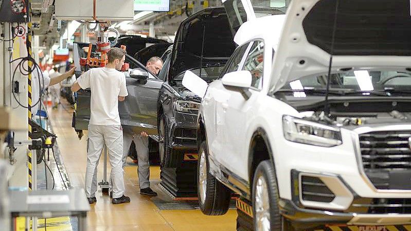 Im Audi-Werk in Ingolstadt sollen ab 2028 keine Benzin- und Dieselautos mehr gebaut werden. Foto: Andreas Gebert/dpa/Archiv