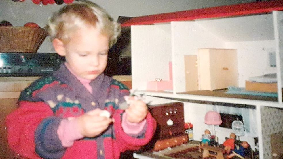 Heiligabend 1991: Damals war die kleine Maren zweieinhalb Jahre alt. Foto: Privat