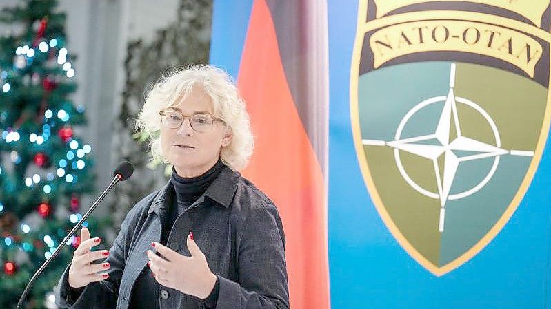 „Meine erste Einsatzreise führt mich ganz bewusst nach Litauen“: Christine Lambrecht. Foto: Kay Nietfeld/dpa