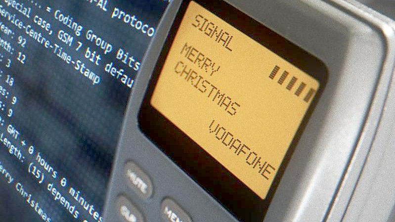 Ein französisches Auktionshaus versteigert die erste SMS der Welt heute als NFT. Foto: Vodafone/dpa