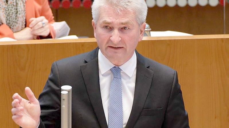 Andreas Pinkwart (FDP), Wirtschaftsminister von Nordrhein-Westfalen. Foto: Henning Kaiser/dpa