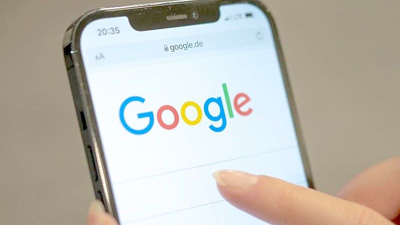 Google will das Urteil zunächst im Detail lesen und dann über weitere Schritte beraten. Foto: Mohssen Assanimoghaddam/dpa