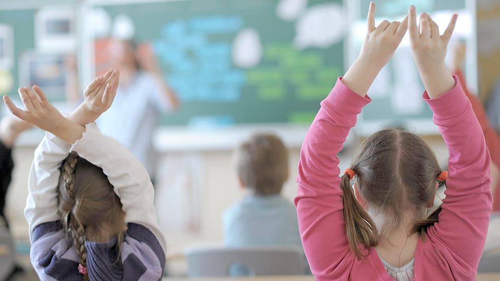 Schulen wegen Omikron wieder schließen? Derzeit nicht geboten, meint unsere Kommentatorin. Foto: David-Wolfgang Ebener/dpa