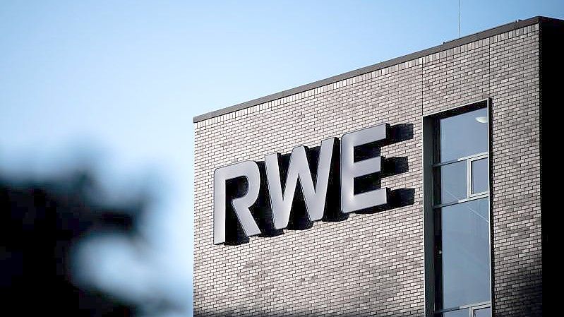 Im Zeitraum von 2020 bis 2022 legt RWE nach eigenen Angaben Kraftwerke mit einer Gesamtleistung von mehr als 7000 Megawatt still. Foto: Fabian Strauch/dpa