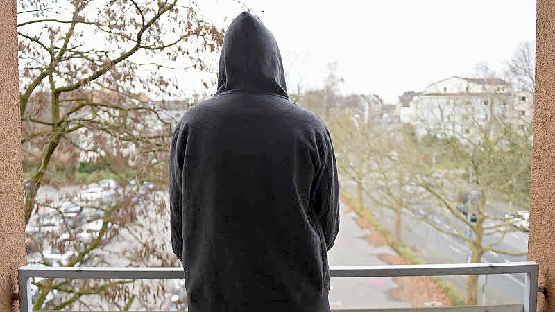 Alle 52 Minuten nimmt sich in Deutschland ein Mensch das Leben. Laut Weltgesundheitsorganisation zählt Suizid damit zu den größten Herausforderungen der Gegenwart. Foto: dpa/Caroline Seidel