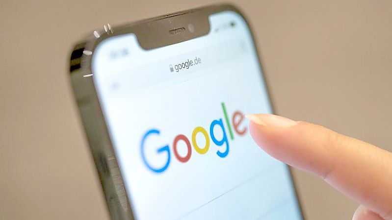 Google unterliegt jetzt einer erweiterten Missbrauchsaufsicht. Foto: Mohssen Assanimoghaddam/dpa