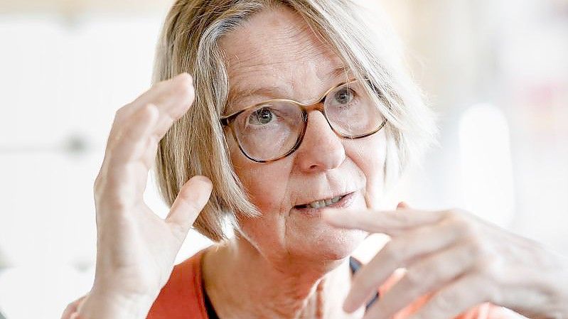 Die Schriftstellerin Kirsten Boie will mit ihrem neuen Buch die Folgen des Nationalsozialismus thematisieren. Foto: Markus Scholz/dpa/Archiv