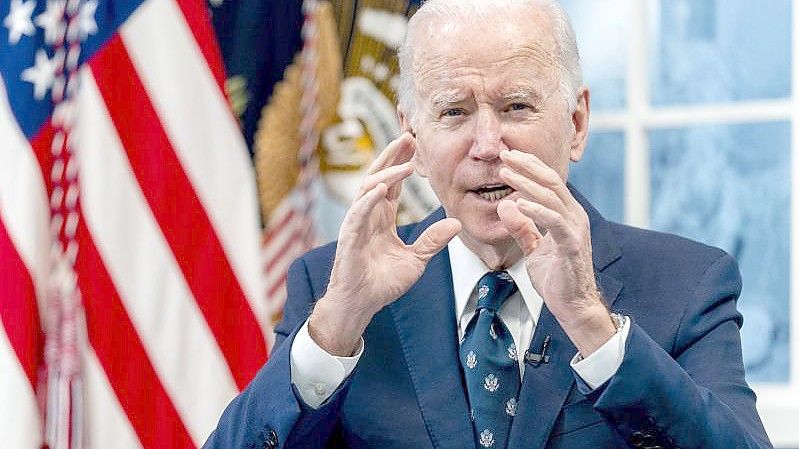 US-Präsident Joe Biden spricht von einem „historischen Tag für die Erholung unserer Wirtschaft“. Foto: Andrew Harnik/AP/dpa