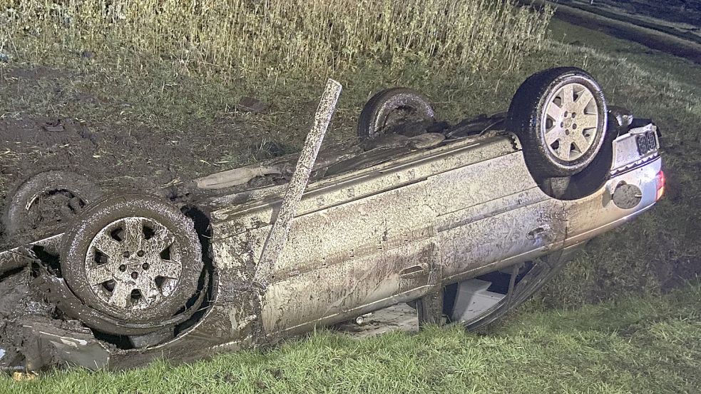 Die Feuerwehr rückte am Sonntagmorgen zu einem Einsatz in der Gemeinde Moorweg aus. Bild: Feuerwehr