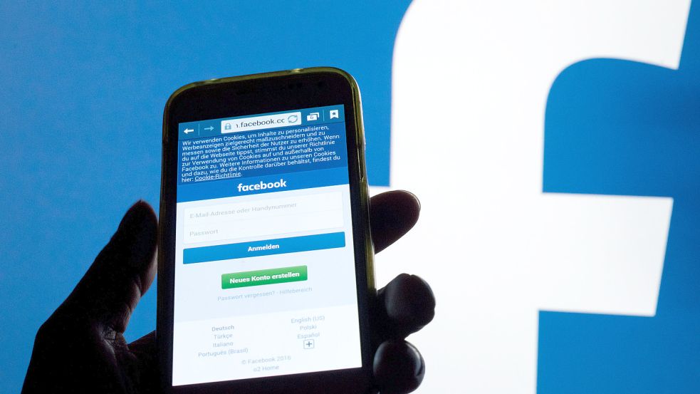 Wer sich auf Facebook zu rassistischen Kommentaren hinreißen lässt, muss mit Bestrafung rechnen. Foto: Hase/dpa