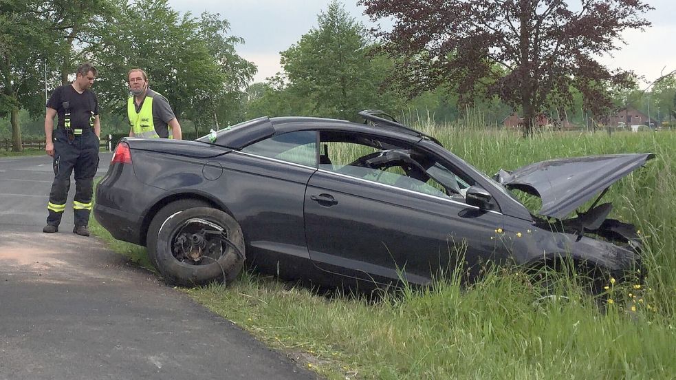 Der Wagen der 18-Jährigen wurde bei dem Unfall schwer beschädigt. Archivfoto: Kluth