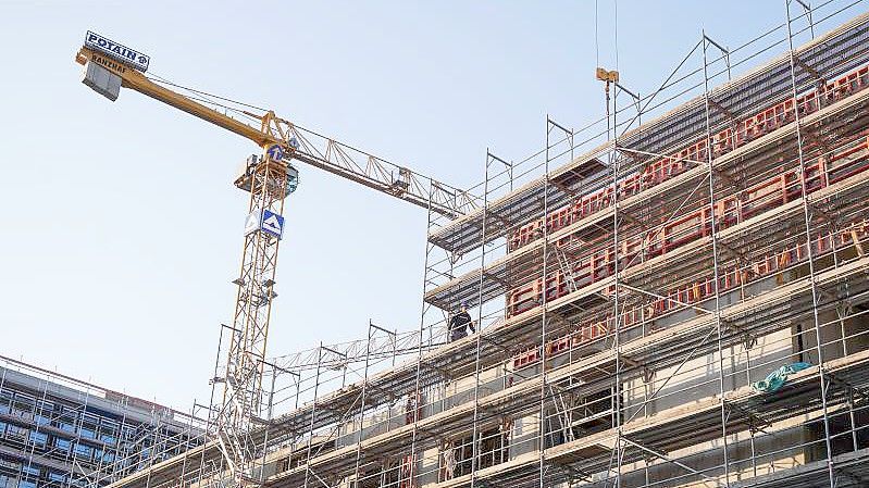 Wohnungsbau in einem Innenstadtbezirk von Berlin. Foto: Jörg Carstensen/dpa