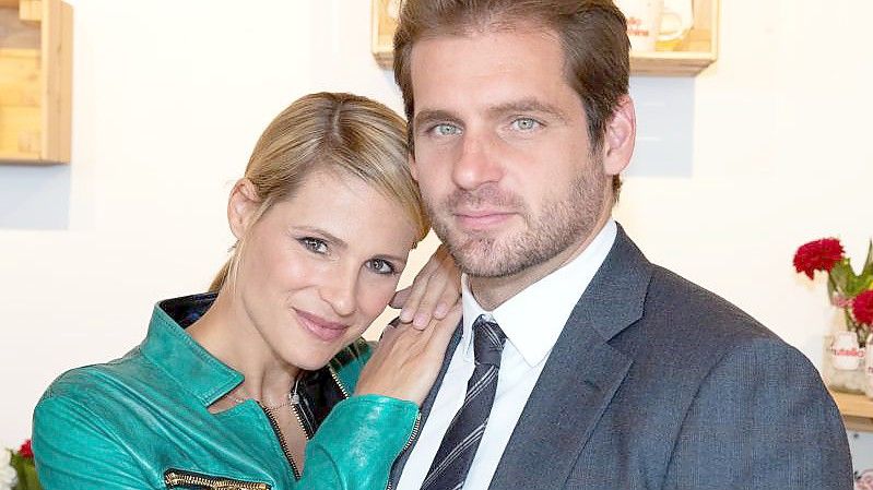 Michelle Hunziker und ihr Ehemann Tomaso Trussardi gehen getrennte Wege. Foto: Christian Charisius/dpa