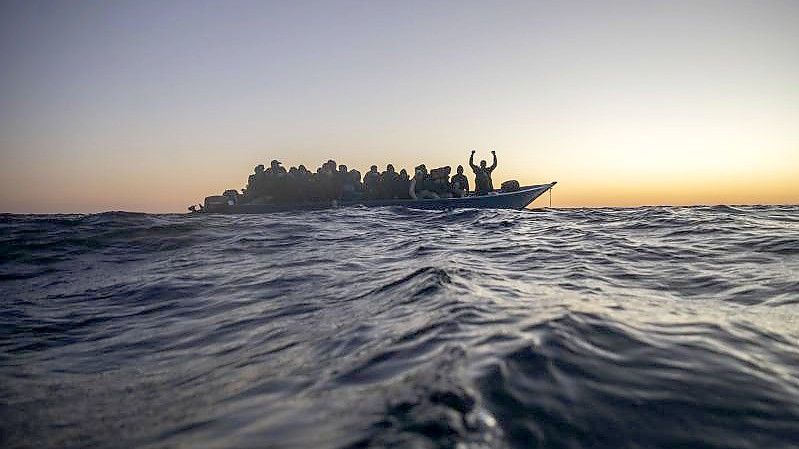 In Libyen sind Migranten Menschenrechtlern zufolge häufig Gewalt, Erpressung und Zwangsarbeit ausgesetzt. Foto: Bruno Thevenin/AP/dpa