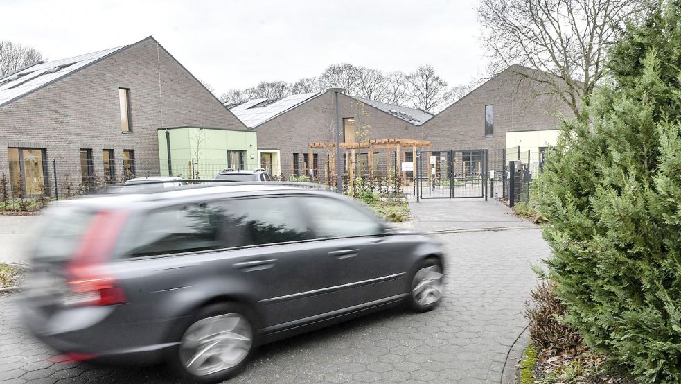 Gerade mittags wird es eng vor der Kita. Foto: Ortgies/Archiv