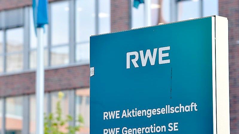 Die RWE-Konzernzentrale in Essen. Foto: Caroline Seidel/dpa