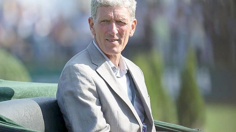 Wehrt sich gegen die Vorwürfe der Tierquälerei: Springreiter Ludger Beerbaum. Foto: Friso Gentsch/dpa