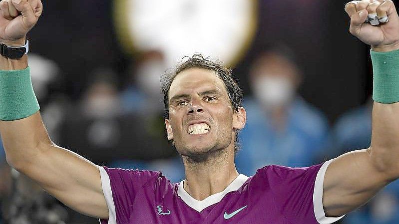 Der Spanier Rafael Nadal wiederum peilt in Melbourne seinen 21. Grand-Slam-Titel an. Foto: Andy Brownbill/AP/dpa