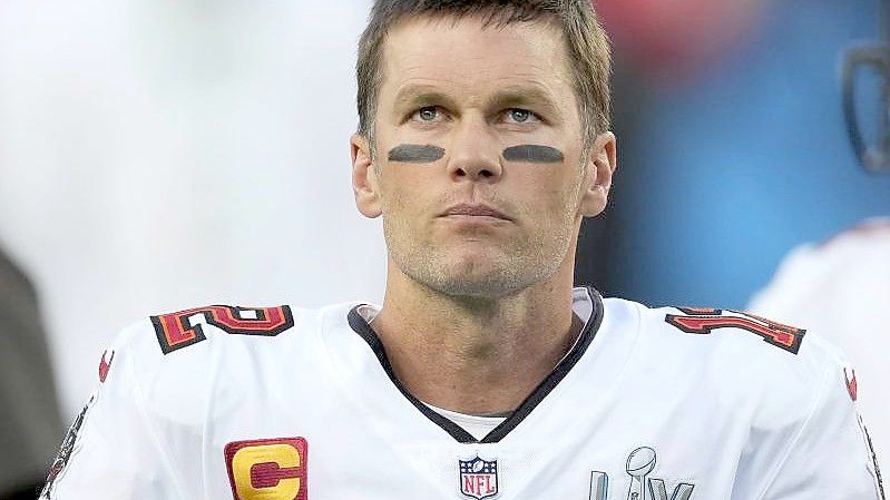 Ist die Karriere von Tom Brady beendet - oder etwa doch nicht?. Foto: Chris O'meara/AP/dpa