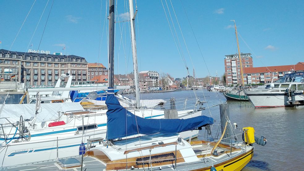 Das Ziel der Stadt Emden und des Teams Wassersport Ostfriesland ist es, den Emder Delft mit Bootstouristen zu beleben. Foto: Hanssen/Archiv