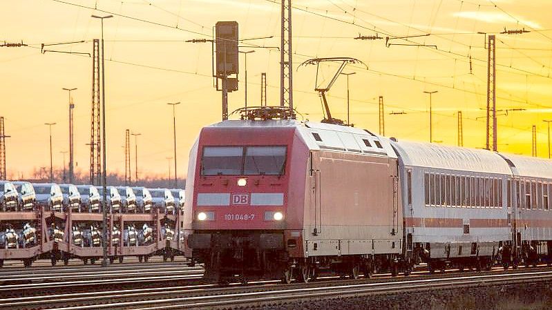 Ein DB-Intercity nahe Hannover (Symbolbild). Foto: Raphael Knipping/dpa