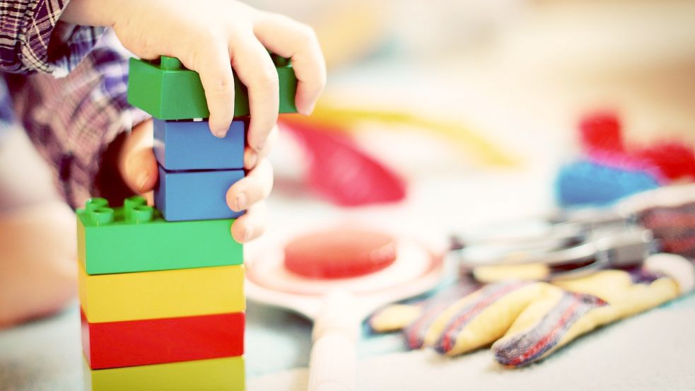 Immer mehr Eltern wollen, dass ihre Kinder vor der Kindergartenzeit in einer Krippe betreut werden. Um der Nachfrage gerecht zu werden, müssen die Kommunen „klotzen“. Symbolfoto: Pixabay