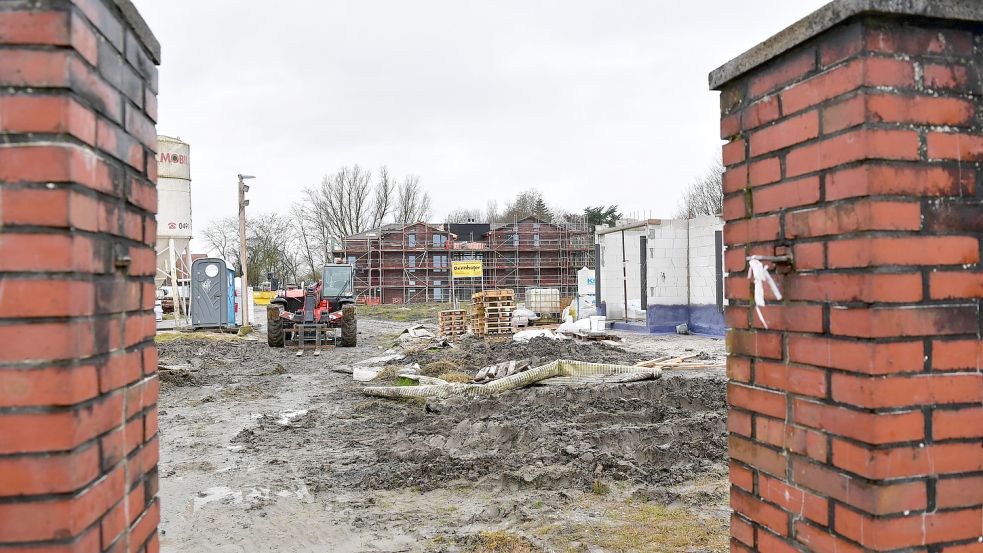 In Hinte-Haskamp gehen die Arbeiten im Neubaugebiet am alten Sportplatz schon schnell voran. Foto: Wagenaar