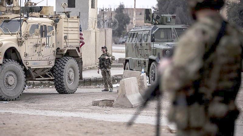 Im Bürgerkriegsland Syrien kämpft eine Militärkoalition unter Führung der USA gegen Terroristen. Foto: Baderkhan Ahmad/AP/dpa/Archiv