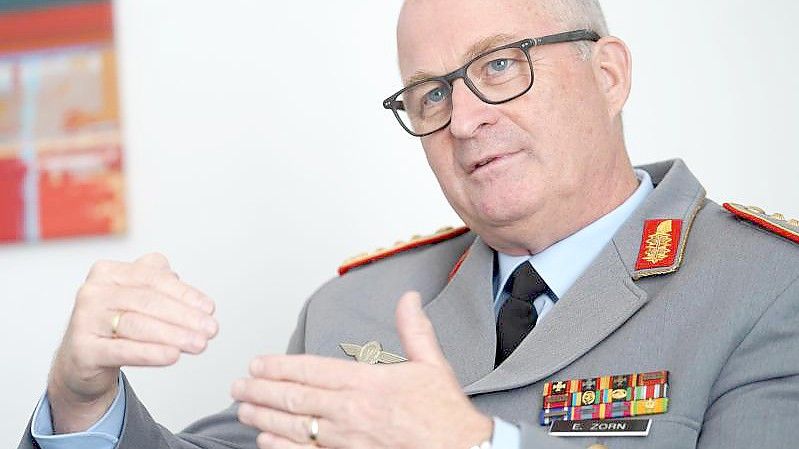Eberhard Zorn ist Generalinspekteur der Bundeswehr. Foto: Jörg Carstensen/dpa