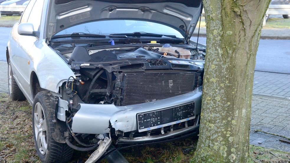 Der Audi wurde bei dem Unfall beschädigt. Foto: F. Doden