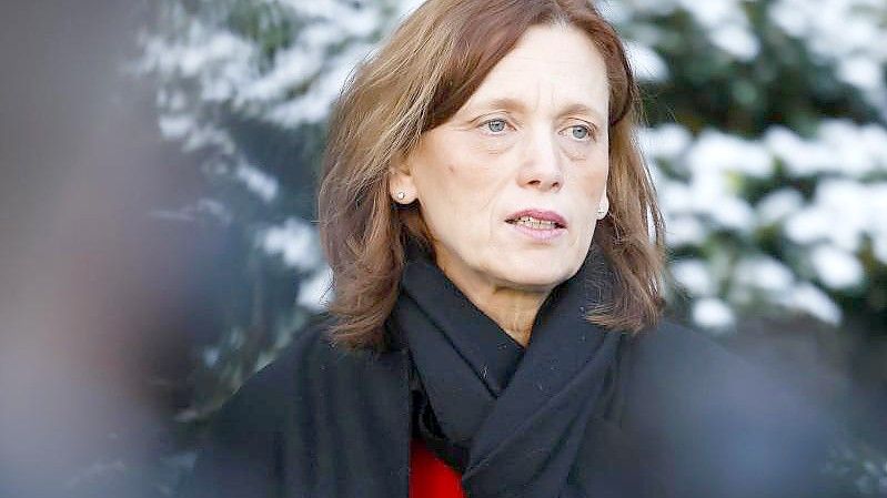 „Die Schülerinnen und Schüler fordern zu Recht ein, rechtzeitig gehört zu werden“: Karin Prien. Foto: Frank Molter/dpa