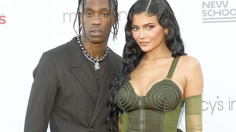 Der Musiker Travis Scott und Kylie Jenner in New York. Foto: Andy Kropa/Invision via AP/dpa