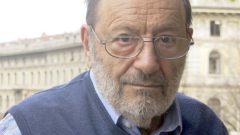 „Ich hasse dieses Buch“, sagt der Autor Umberto Eco später über seinen Mittelalter-Thriller „Der Name der Rose“. Foto: Carmen Siguenza/EFE/dpa/Archiv