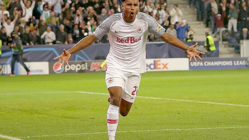 Karim David Adeyemi tritt mit RB Salzburg gegen Bayern München an: Schluss mit „Kuschel-Faktor“. Foto: Krugfoto/APA/dpa