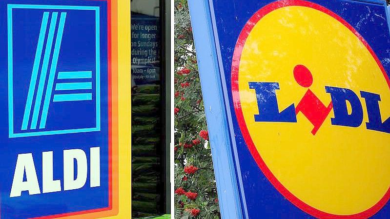 Die Bildkombo zeigt die Logos der deutschen Discounter Aldi (l) und Lidl. Die Schwarz-Gruppe mit ihren Töchtern Lidl und Kaufland und der Discounter Aldi haben ihren Platz unter den zehn größten Einzelhändlern weltweit behauptet. Foto: Pa/PA Wire/dpa