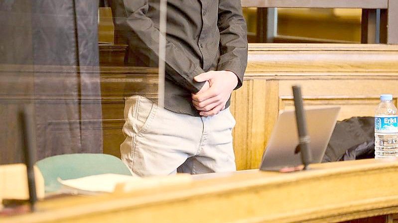 Ein 22-Jähriger ist vor dem Berliner Landgericht wegen eines illegalen Kraftfahrzeugrennens angeklagt. Foto: Annette Riedl/dpa