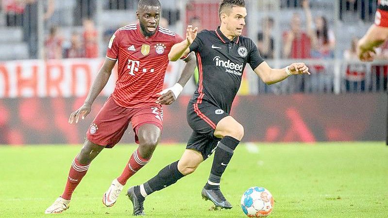 Der FC Bayern will für die 1:2-Hinspielniederlage gegen die Eintracht Revanche nehmen. Foto: Matthias Balk/dpa