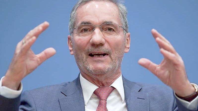 Matthias Platzeck (SPD), ehemaliger Ministerpräsident von Brandenburg. Foto: Jörg Carstensen/dpa/Archivbild