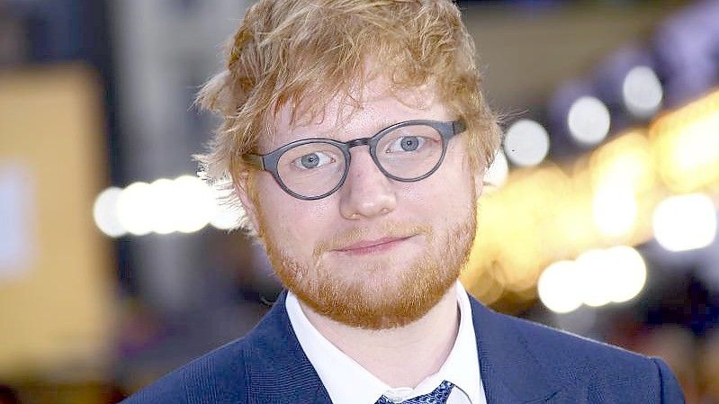 Ed Sheeran baut vor. Foto: Joel C Ryan/Invision/AP/dpa