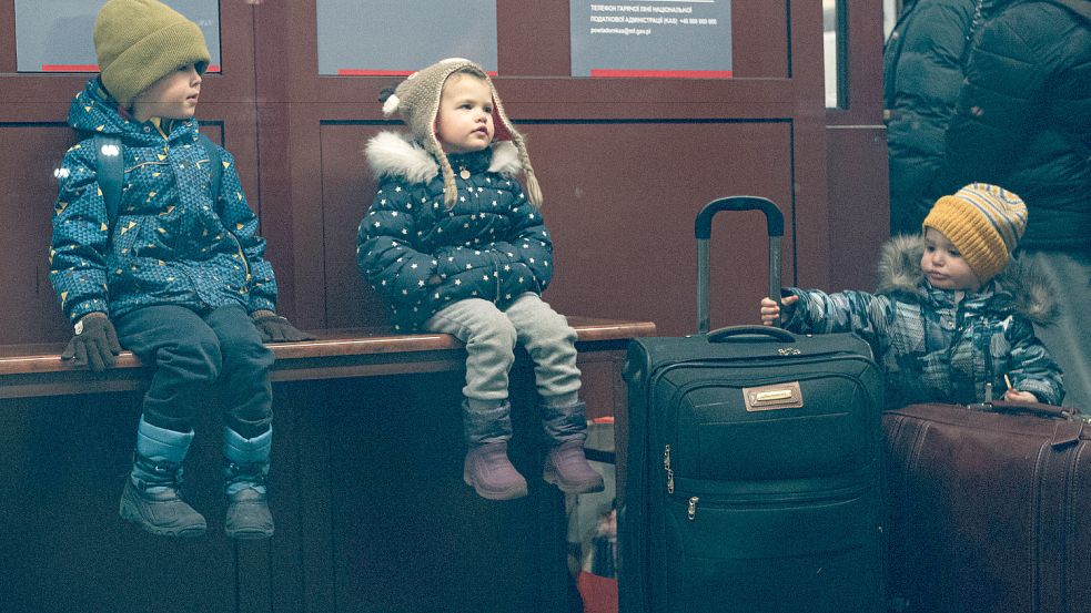 Zehntausende Kinder aus der Ukraine sind auf der Flucht. Ihr Schicksal erschüttert auch Kinder in Deutschland. Foto: Cleuet/DPA