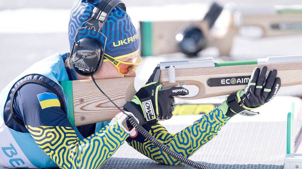 Die ukrainische Para-Biathletin Nataliia Thachenko während des Trainings vor dem Beginn der Paralympischen Spiele in Peking. Foto: imago/Bildbyran