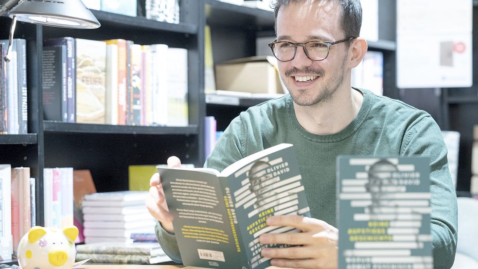 Für mehr Chancengerechtigkeit: Olivier David bei seiner Lesung in den Altstädter Bücherstuben. Foto: Hermann Pentermann